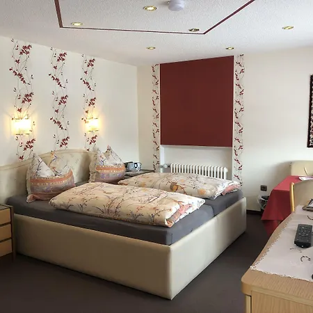 Πανσιόν Haus Ingrid 3*